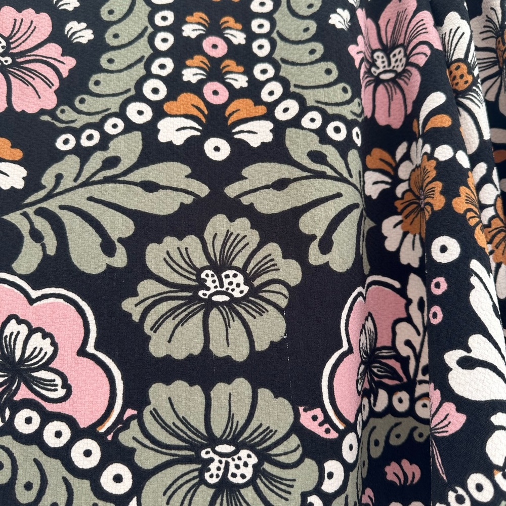H&M 3/4 sleeve retro fall colors floral top black cropped size 12 - Picture 7 of 13
